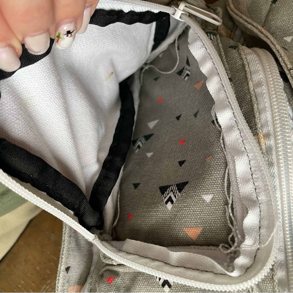 KAVU Rope Sling Bag Spearhead Traingles Print light gray canvas gorpcore comfy - Picture 8 of 12